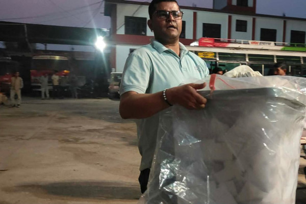 कपिलवस्तुमा ४ सय ९१ मतदान केन्द्रबाट मतपेटिका संकलन जारी